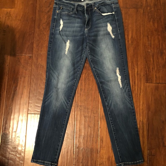 KanCan Denim - Kancan distressed skinny leg jeans. Size 11.
